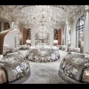 This Is What A $3000/Day Will Get You In Paris (watch2TheEnd)